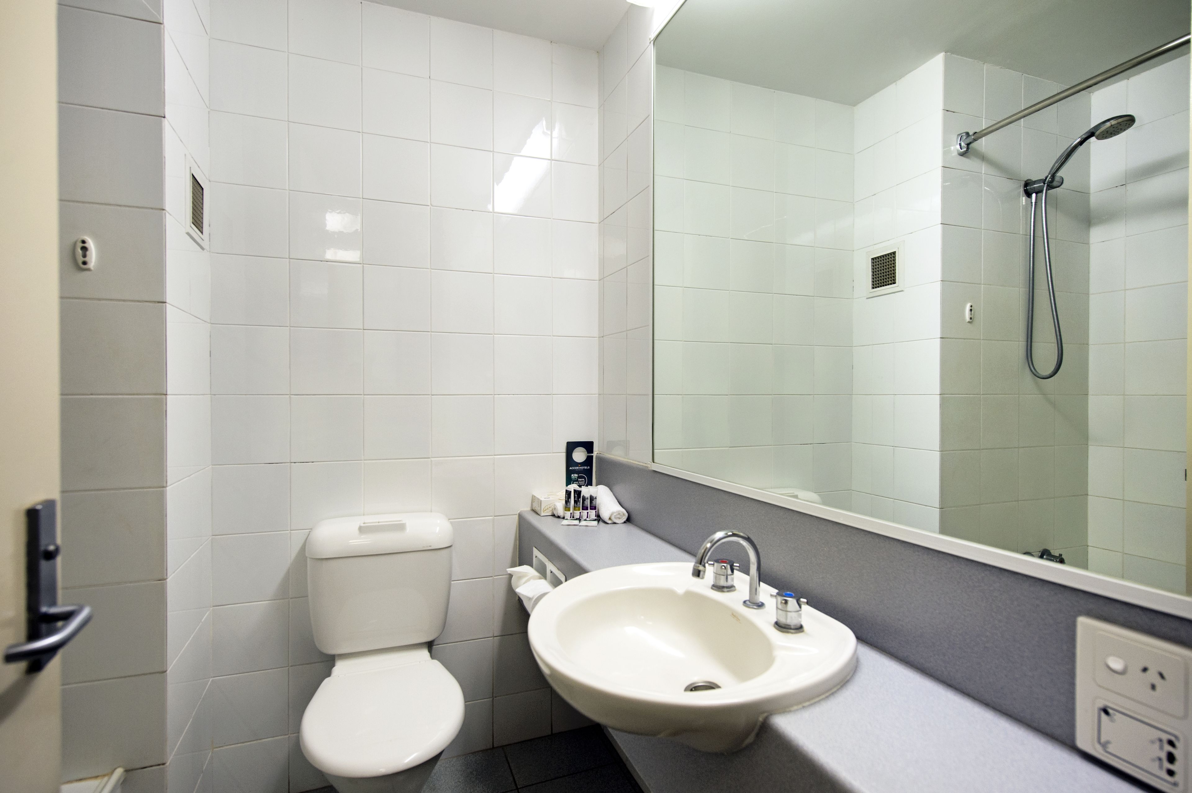 Mercure Kakadu Crocodile Hotel