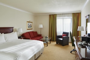 Premium bedding, in-room safe, desk, blackout curtains