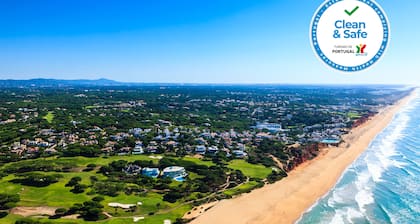 Vale do Lobo Resort