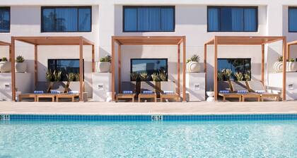Hilton Santa Monica Hotel & Suites