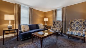 hotel penn omni william comforters bedding desk safe premium down