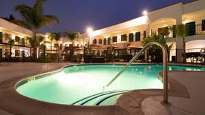 pismo suites