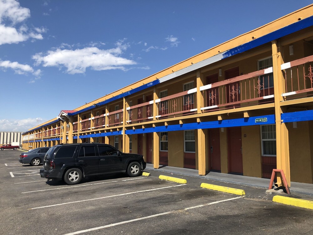 Americas Best Value Inn Denver