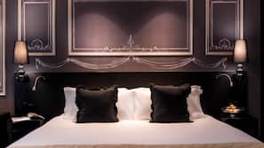 Minibar, in-room safe, desk, blackout curtains