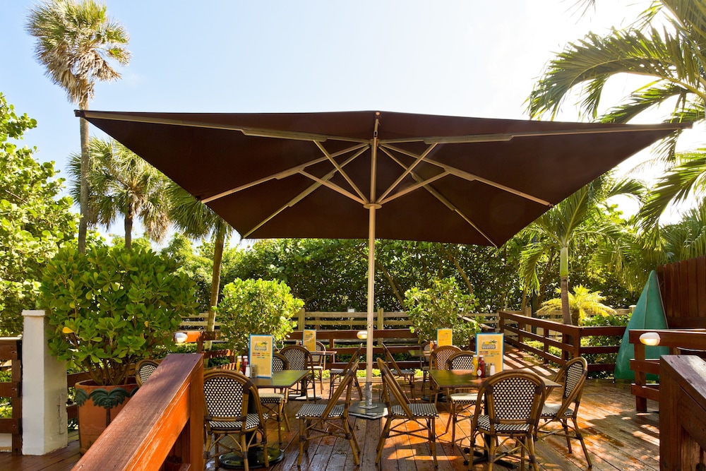 lexington hotel miami beach restaurant