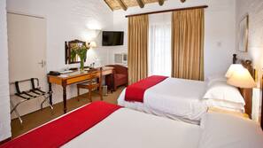 1 chambre, minibar, coffre-forts dans les chambres, bureau