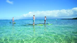 Beach nearby, white sand, free beach shuttle, beach cabanas