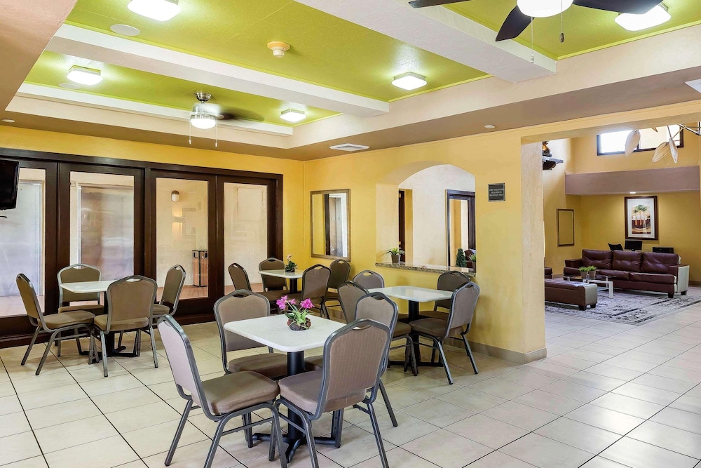 Boca Suites Deerfield Beach