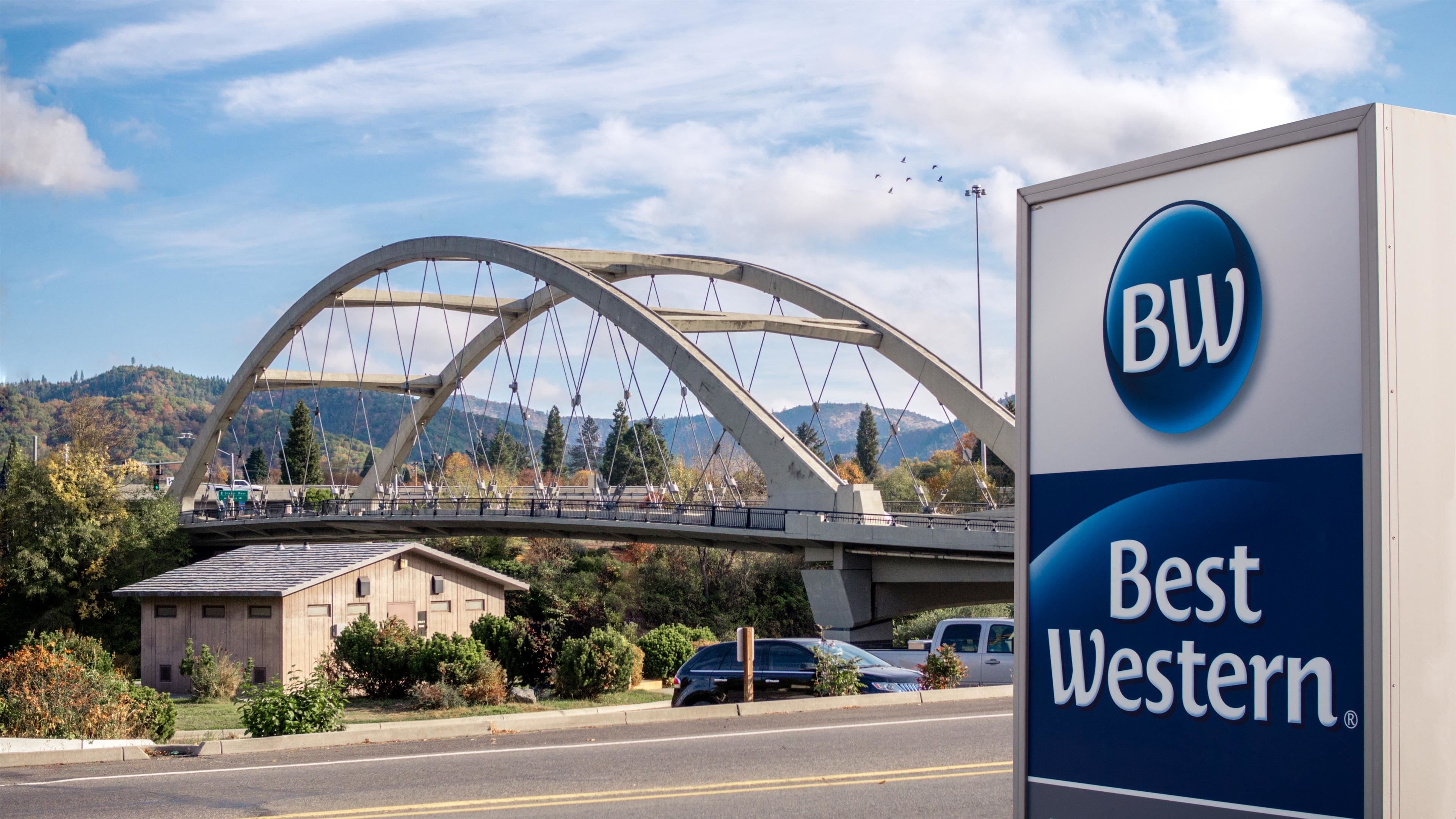 Best Western Inn at the Rogue in Rogue River, United States