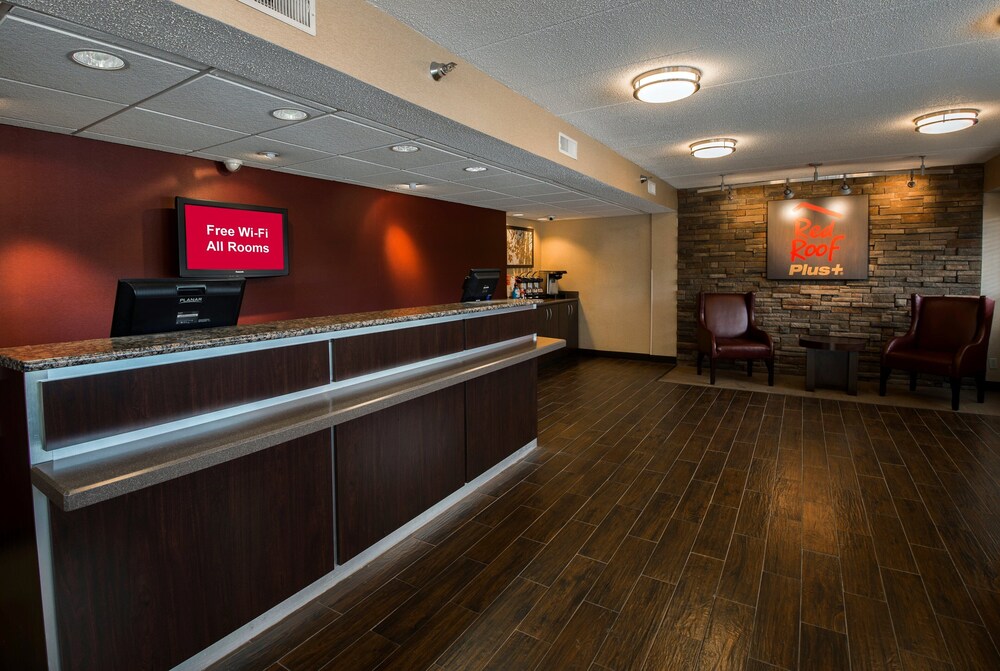 Red Roof Inn PLUS+ Chicago - Naperville