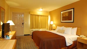 In-room safe, desk, iron/ironing board, free WiFi