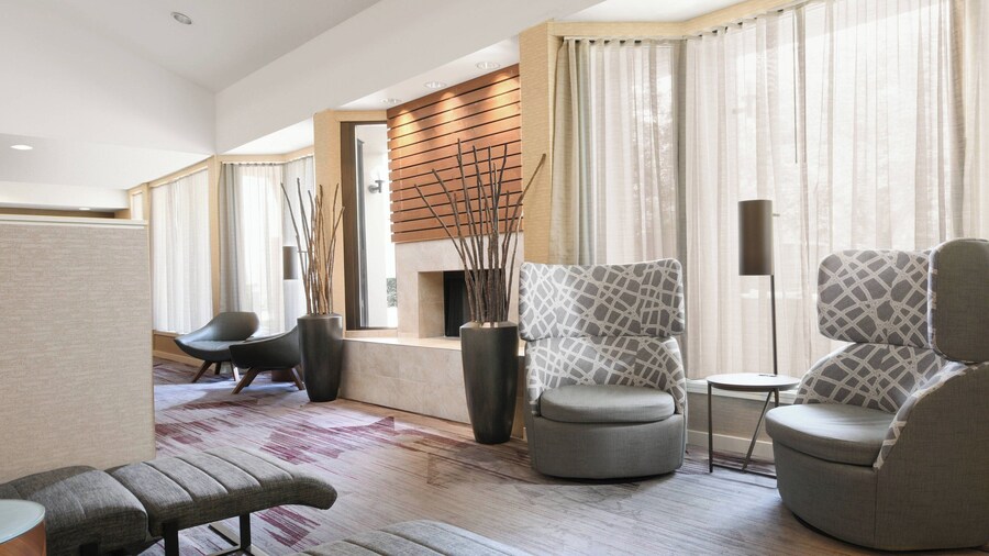 Courtyard by Marriott Dallas Las Colinas