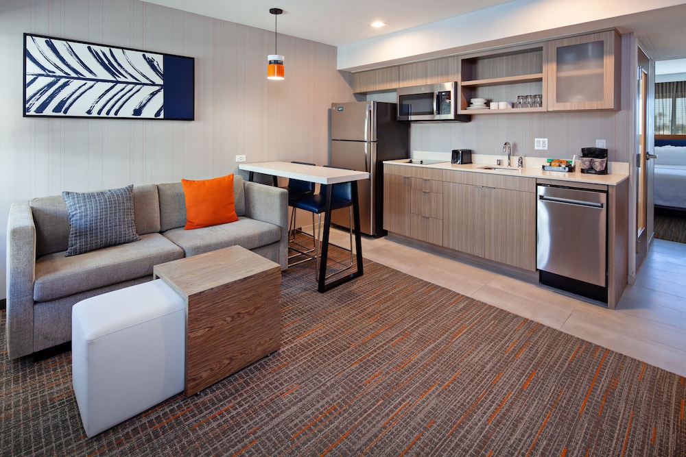 Homewood Suites by Hilton San Diego Central