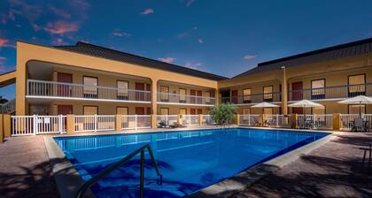 SureStay Hotel by Best Western St. Pete Clearwater Airport