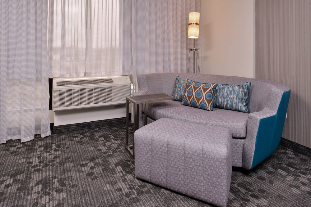 Room, Courtyard by Marriott Edina Bloomington