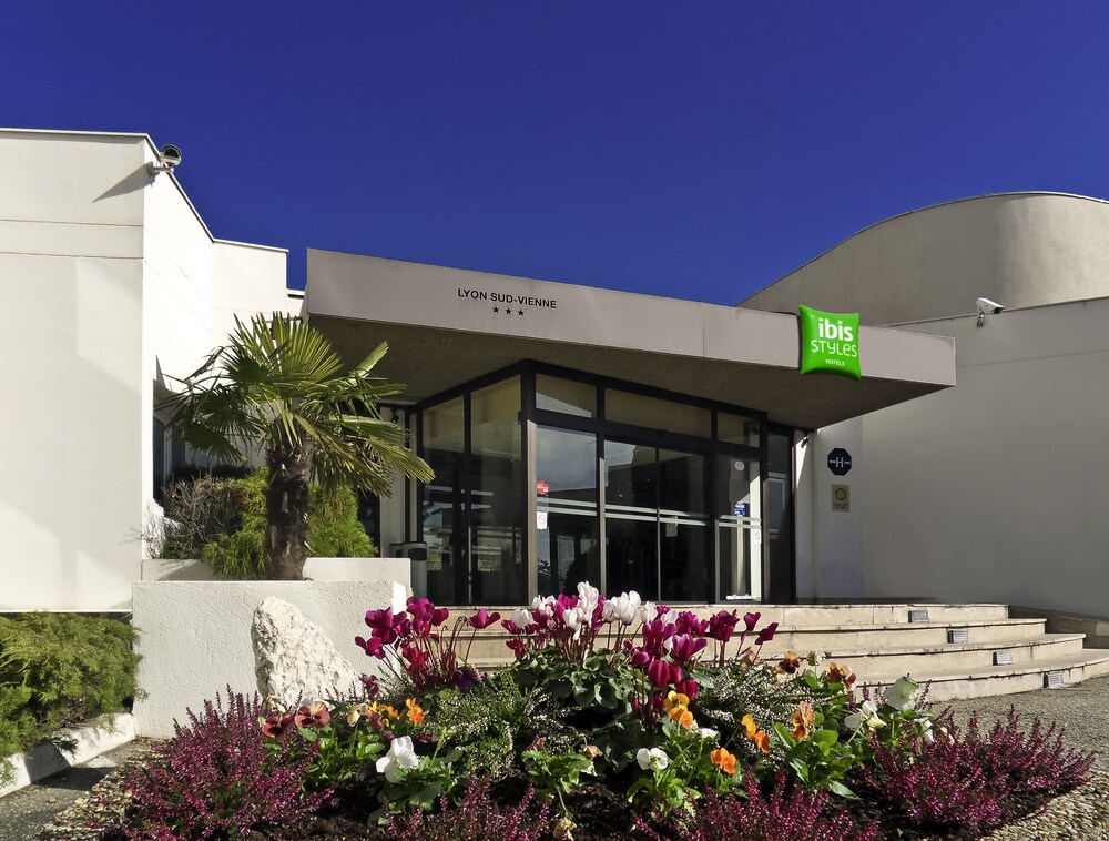Hotel Ibis Styles Lyon Sud Vienne Hotel Ibis Styles Lyon Sud Vienne
