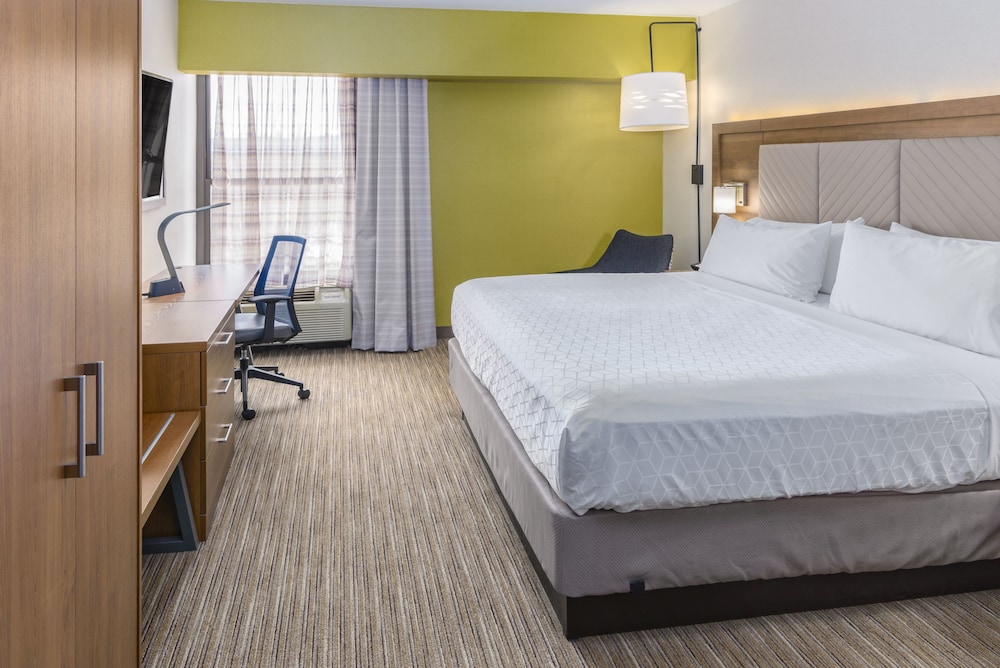 Holiday Inn Express Southington, an IHG Hotel