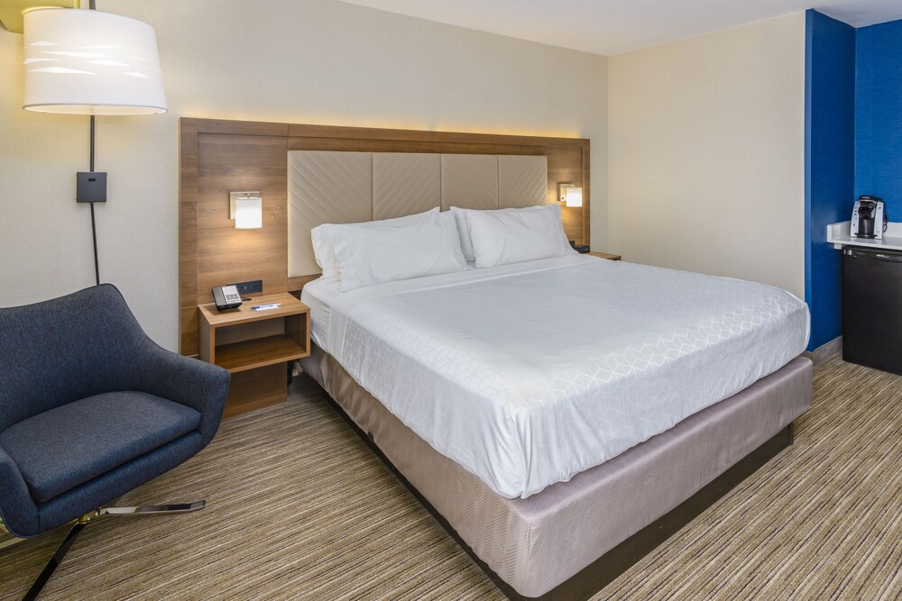 Holiday Inn Express Southington, an IHG Hotel