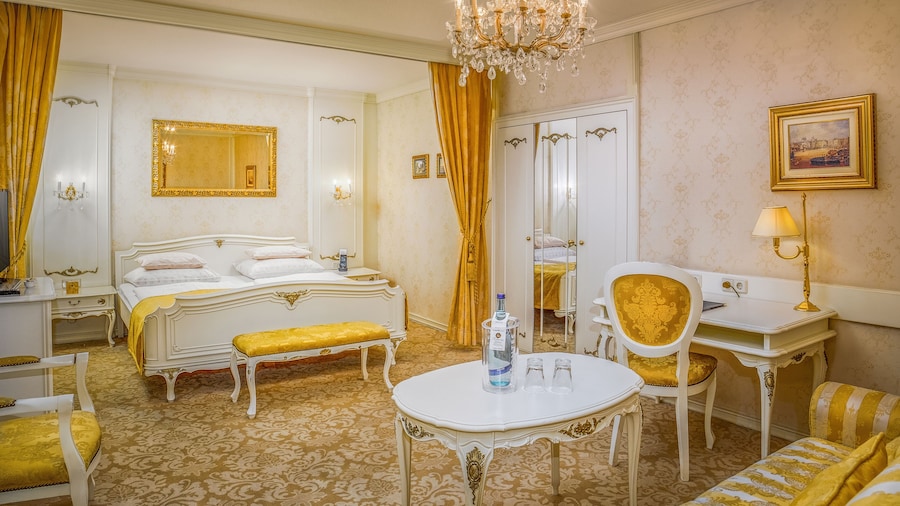 Schlosshotel Römischer Kaiser