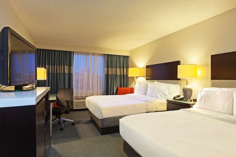 Holiday Inn Weirton - Steubenville Area