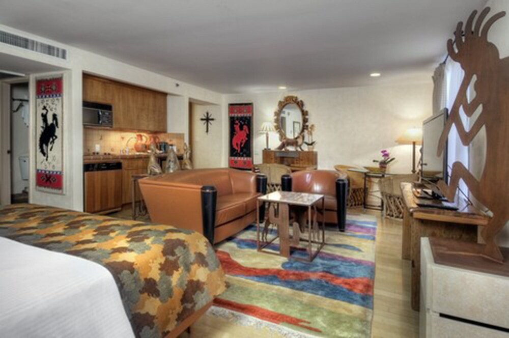 Dinah's Garden Hotel in Palo Alto | Best Rates & Deals on Orbitz