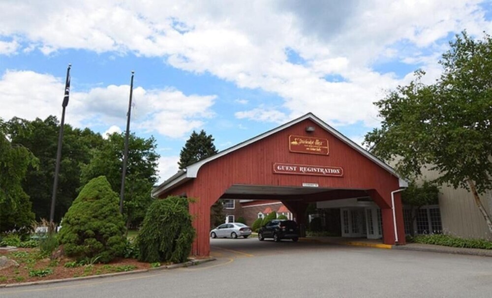 Sturbridge Host Hotel & Conference Center