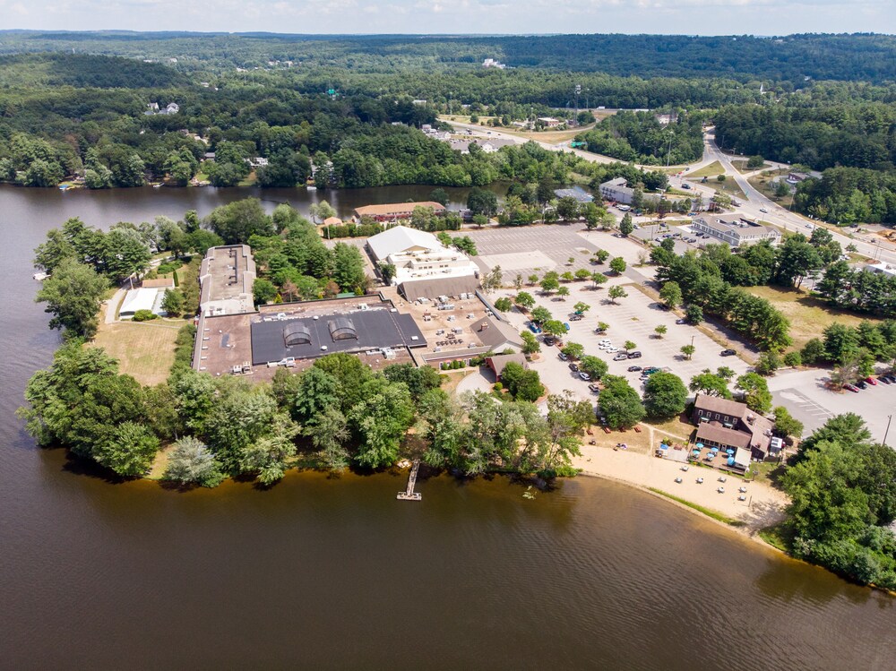 Exterior, Sturbridge Host Hotel & Conference Center