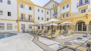 Piscina stagionale all'aperto