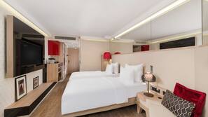 1 bedroom, minibar, in-room safe, blackout drapes