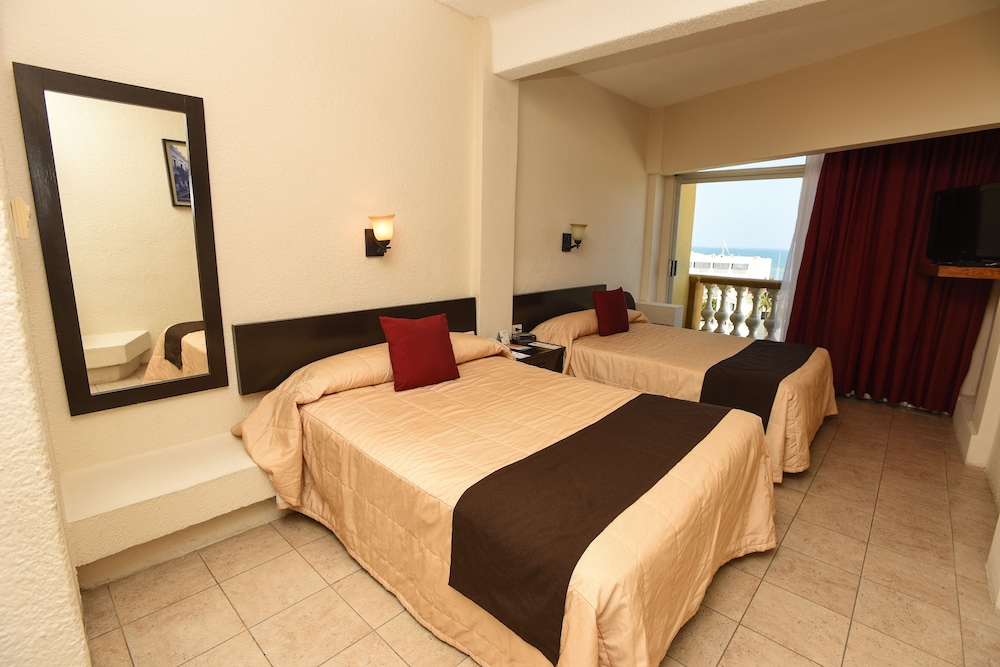 Howard Johnson Hotel Veracruz  Precios  promociones comentarios