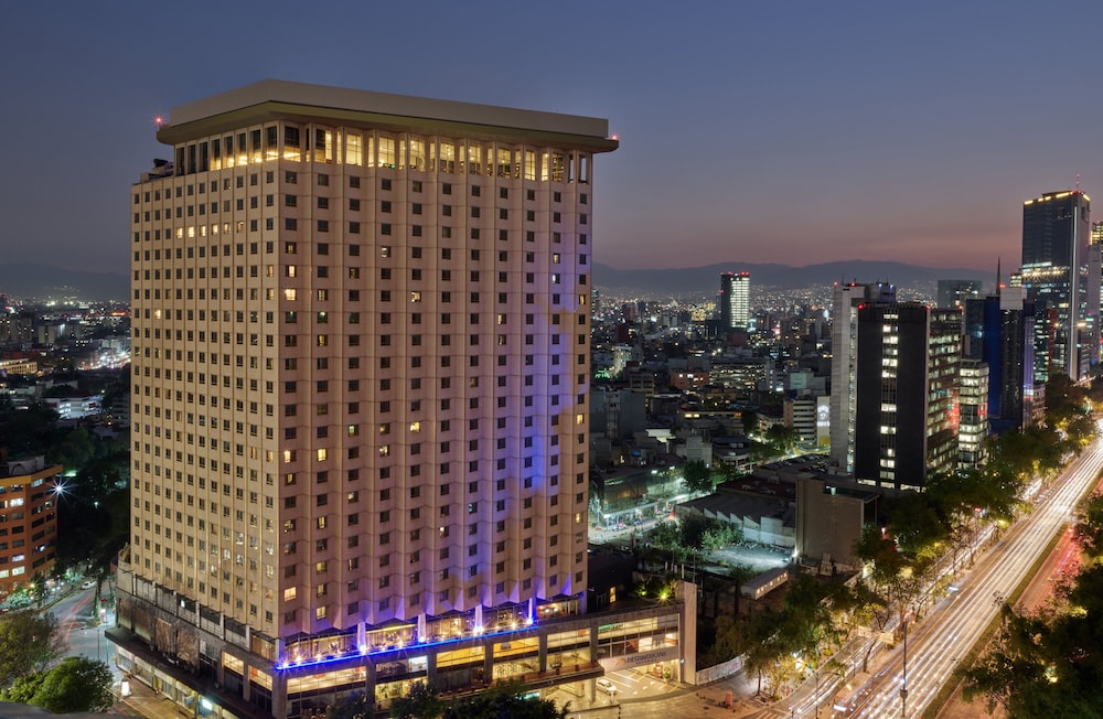 4 Star Hotels