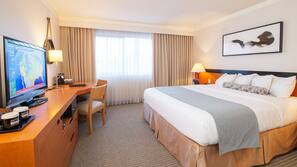In-room safe, desk, iron/ironing board, cribs/infant beds
