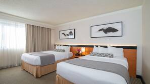In-room safe, desk, iron/ironing board, cribs/infant beds