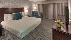 In-room safe, desk, laptop workspace, blackout curtains