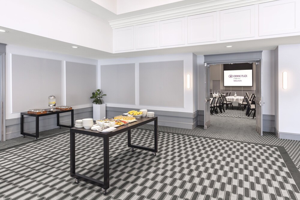 Crowne Plaza Terrigal Pacific