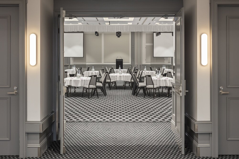 Crowne Plaza Terrigal Pacific