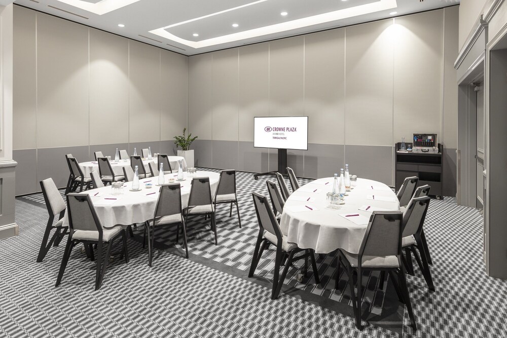Crowne Plaza Terrigal Pacific