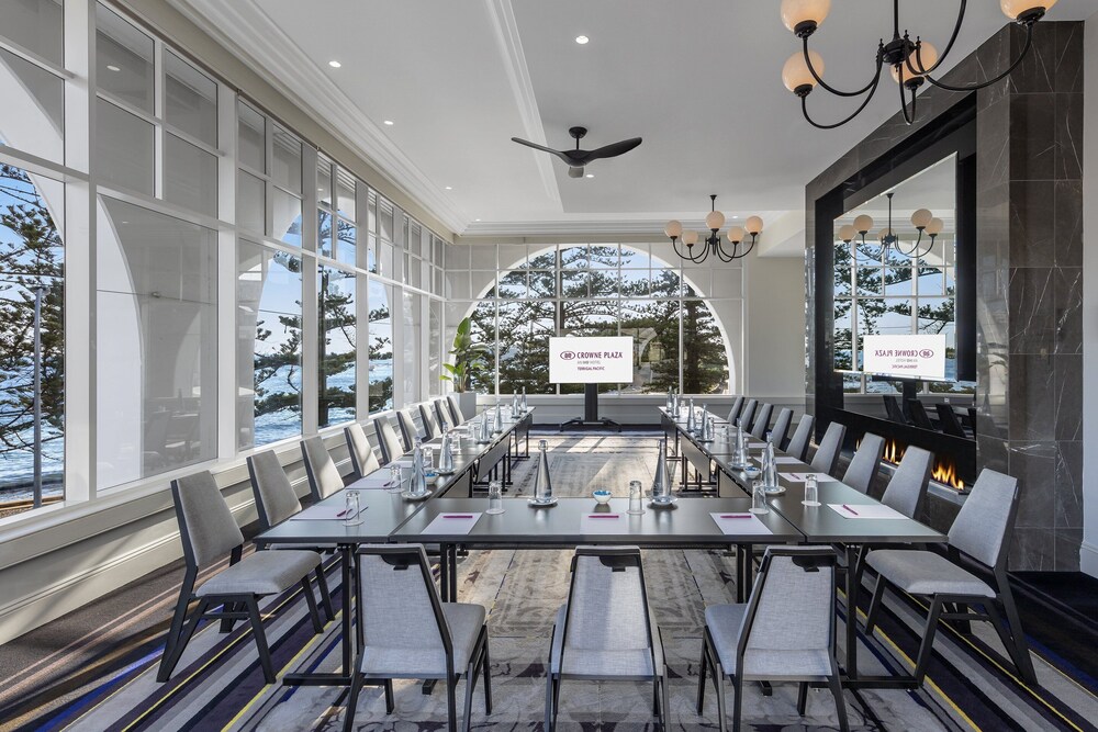 Crowne Plaza Terrigal Pacific