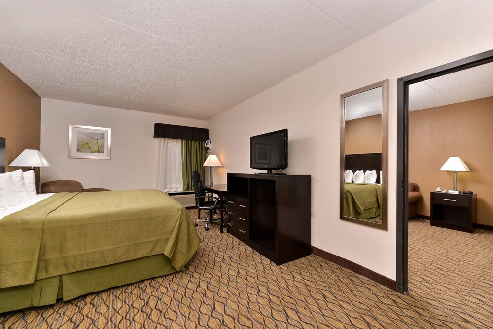 Room, Quality Inn & Suites