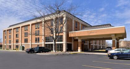 Quality Inn & Suites