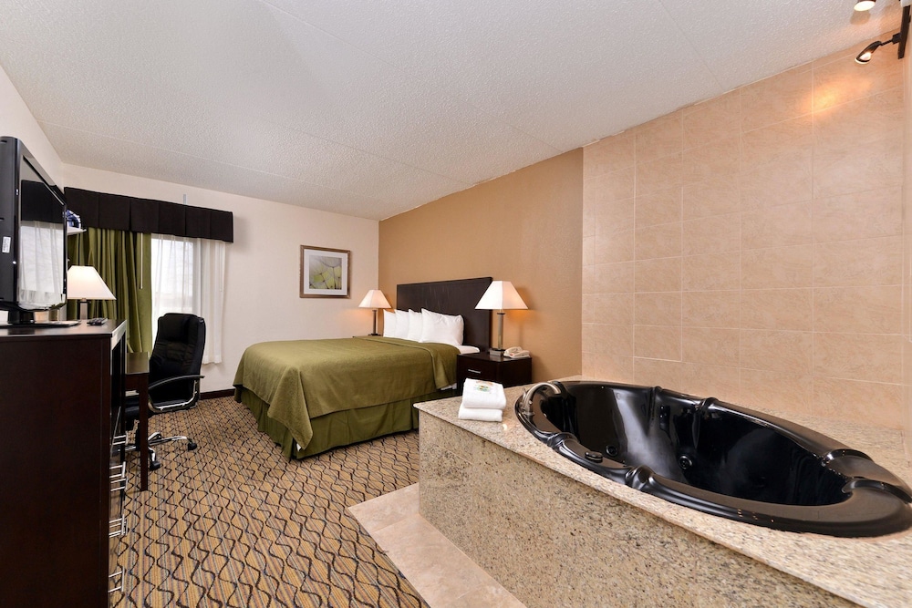 Room, Quality Inn & Suites