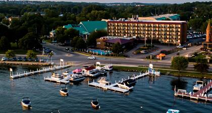 Harbor Shores on Lake Geneva