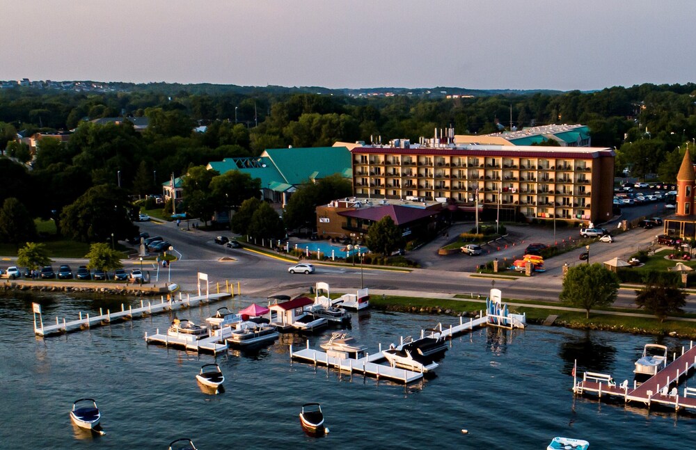 Top 10 Hotels With Pool In Lake Geneva, Wisconsin Updated Trip101