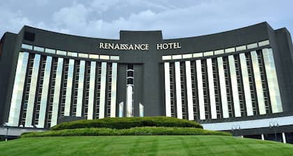 Renaissance St. Louis Airport Hotel