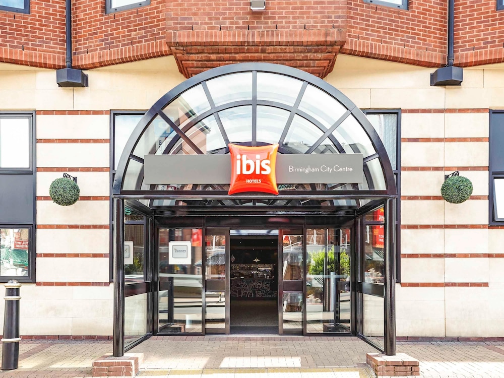 Front of property, Ibis Birmingham New Street Station Hotel