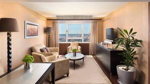 Premium bedding, minibar, in-room safe, desk