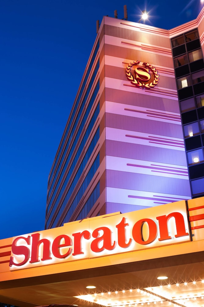 Sheraton Suites Chicago O'Hare