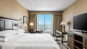 Premium bedding, in-room safe, desk, blackout drapes