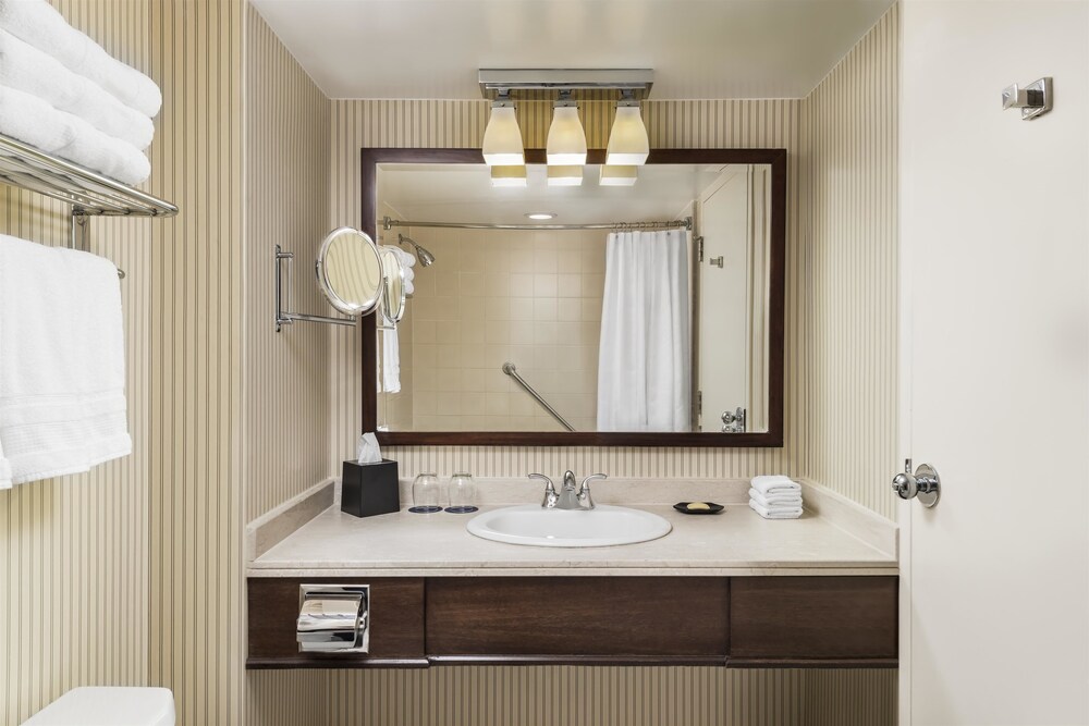 Sheraton Gateway Hotel In Toronto International Airport Toronto Ontario Sheraton Gateway Hotel In Toronto International Airport Toronto Ontario
