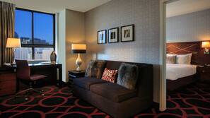 1 bedroom, premium bedding, in-room safe, desk